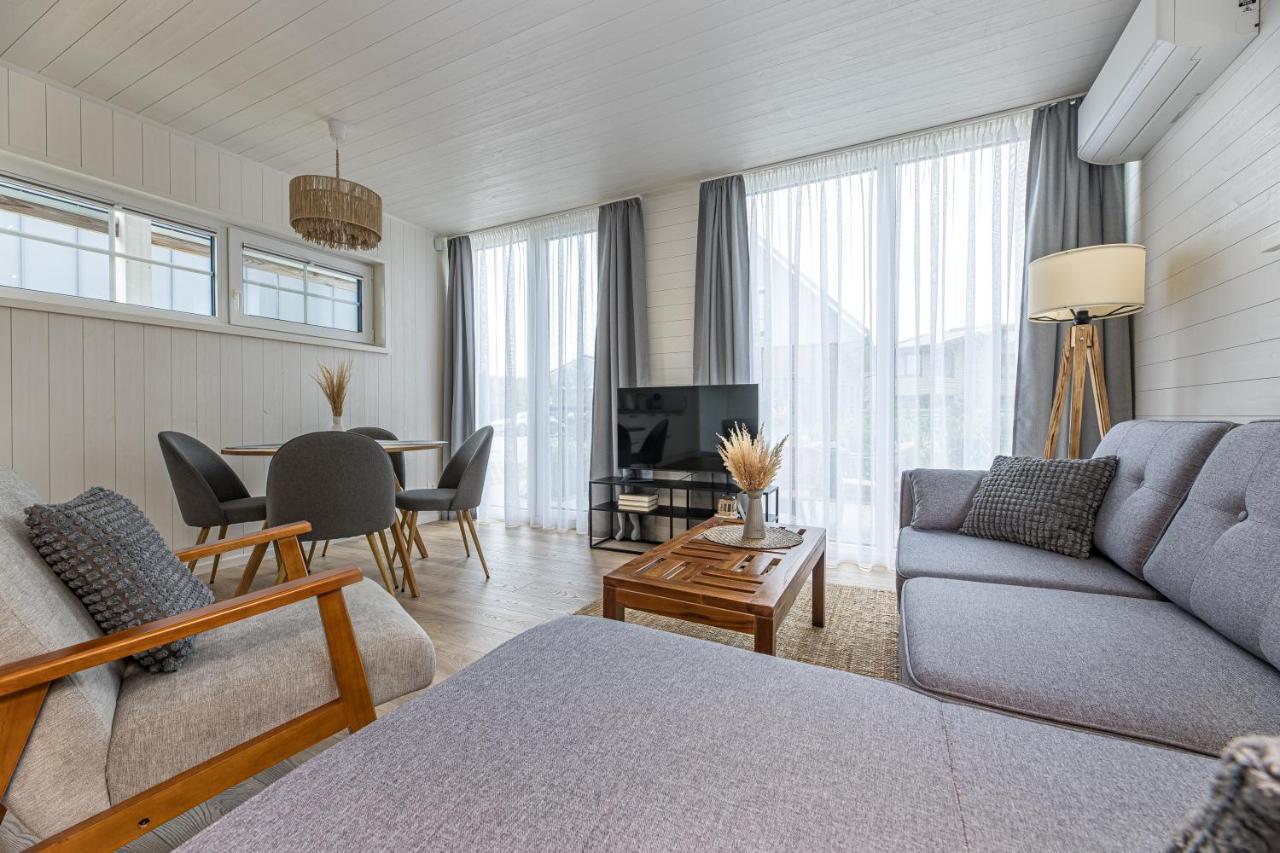 6_Banga Villa Palanga Buitenkant foto